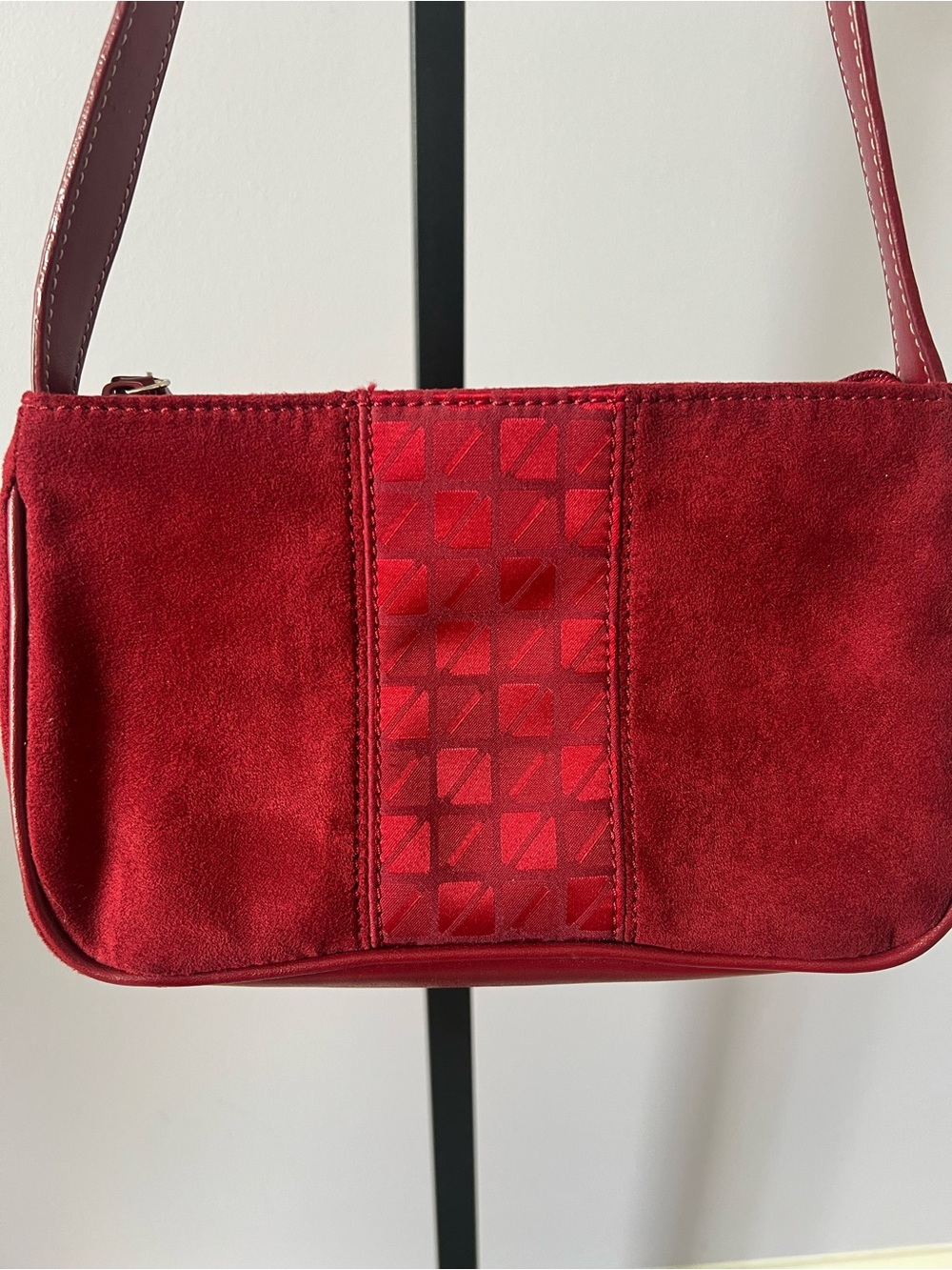 Nine & Company Red Suede Shoulder Bag - Picture 3 of 9